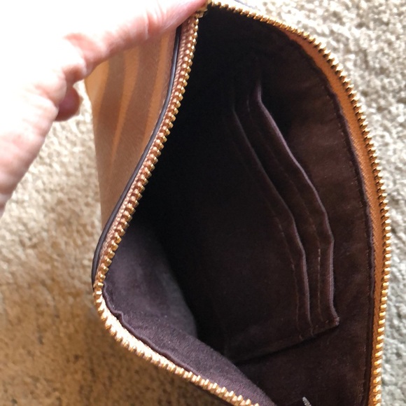 Coach wristlet - Picture 3 of 5